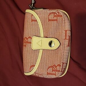 Dooney and bourke wristlet